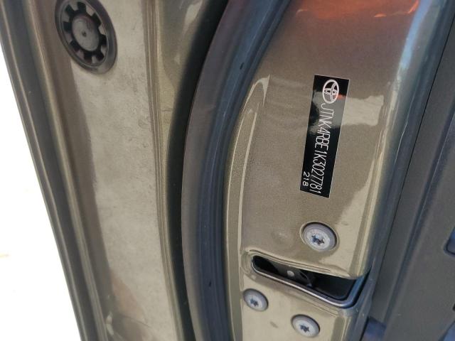 JTNK4RBE1K3027781 - 2019 TOYOTA COROLLA SE Braun Foto 12