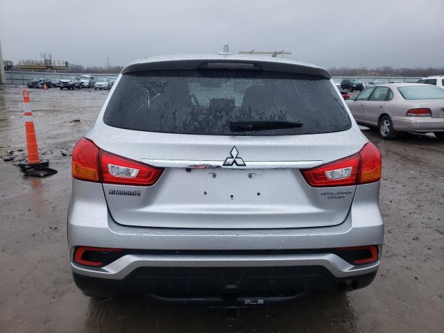 JA4AP3AU2KU021618 - 2019 MITSUBISHI OUTLANDER ES SILVER photo 6