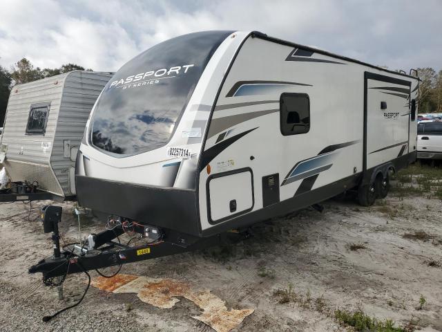 4YDTPPN23ND415547 - 2022 KEYSTONE PASSPORT WHITE photo 2