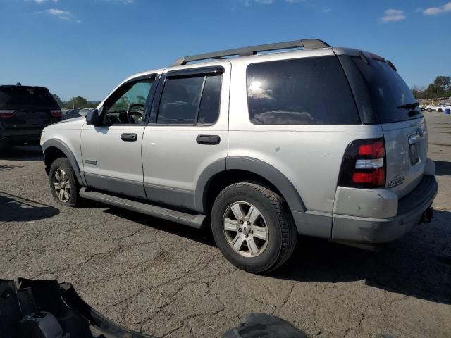 1FMEU73E66UA65118 - 2006 FORD EXPLORER XLT SILVER photo 2