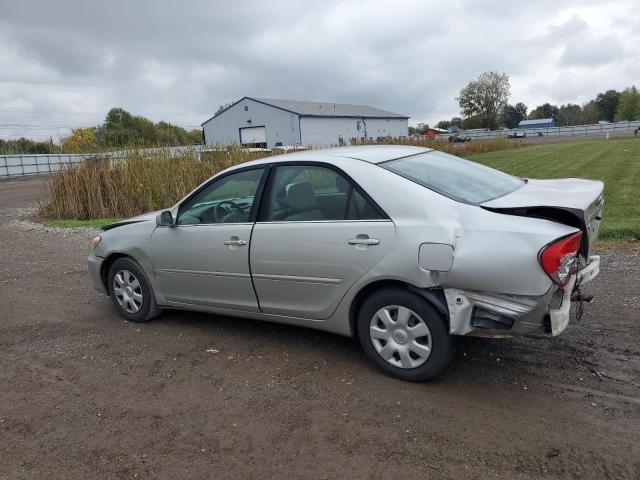 4T1BE32K34U940555 - 2004 TOYOTA CAMRY LE SILVER photo 2