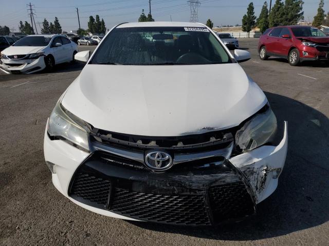 4T1BF1FK9FU986213 - 2015 TOYOTA CAMRY LE WHITE photo 5