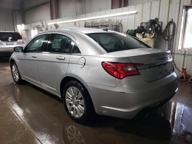 1C3BC4FB0BN626352 - 2011 CHRYSLER 200 LX SILVER photo 2