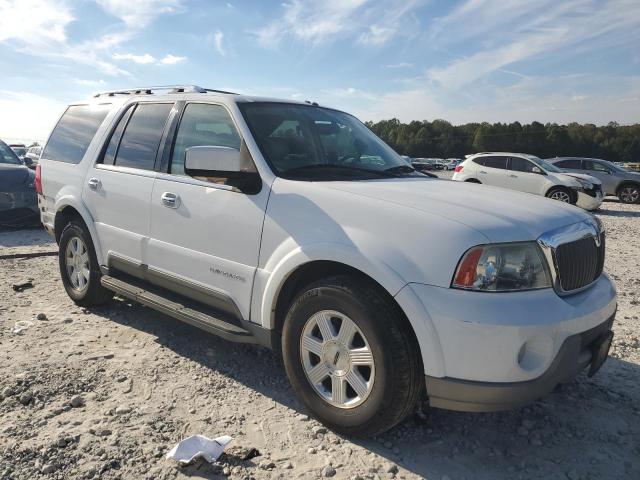 5LMFU28R74LJ04592 - 2004 LINCOLN NAVIGATOR WHITE photo 4
