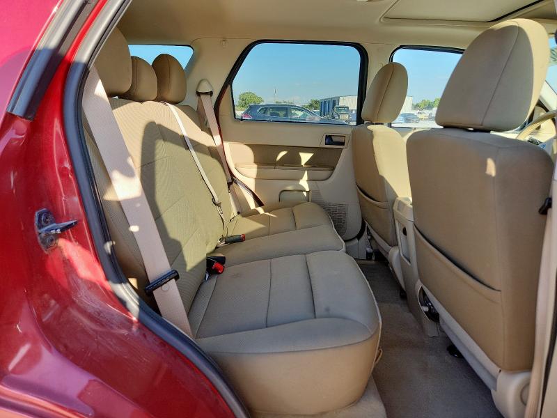1FMCU0D77AKA30963 - 2010 FORD ESCAPE XLT RED photo 11