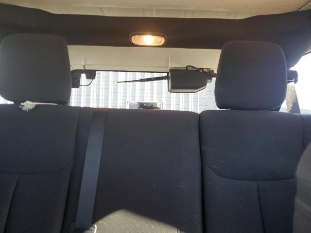 1C4BJWDG0GL102231 - 2016 JEEP WRANGLER U SPORT GREEN photo 10