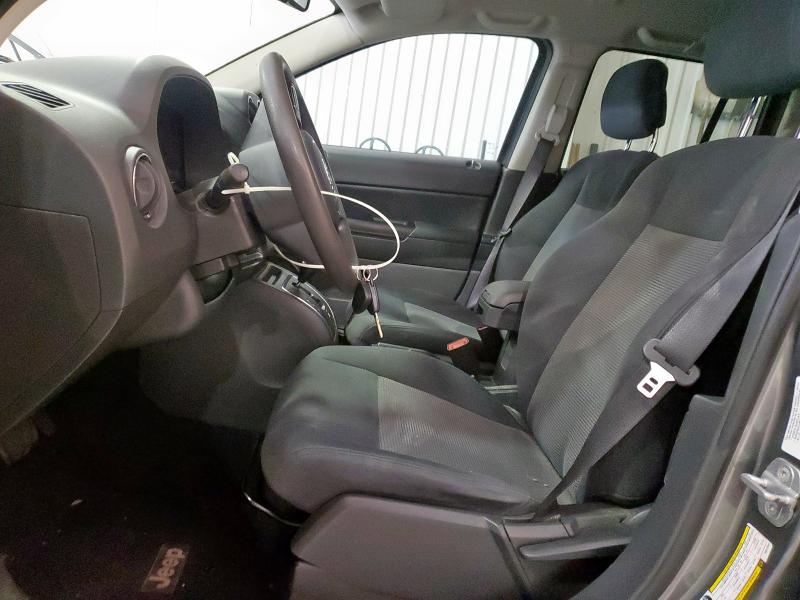 1J4NT1FA2BD272042 - 2011 JEEP COMPASS SPORT 石墨色 照片 7