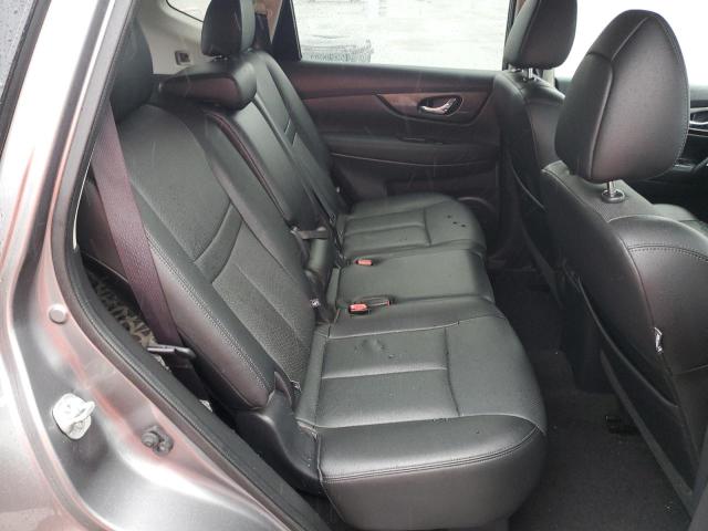KNMAT2MV5GP683117 - 2016 NISSAN ROGUE S GRAY photo 11