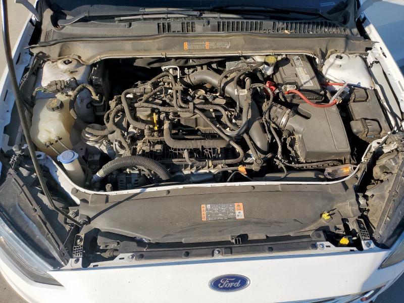 3FA6P0HD1LR232517 - 2020 FORD FUSION SE 白色 照片 11