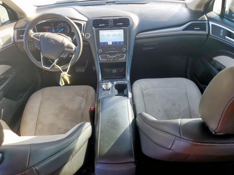 3FA6P0HD1LR232517 - 2020 FORD FUSION SE 白色 照片 8