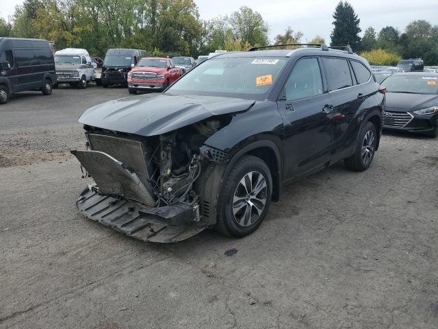 2022 TOYOTA HIGHLANDER XLE, 
