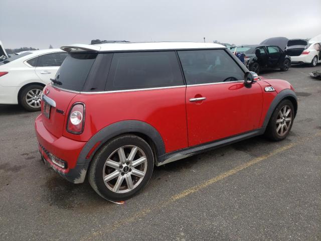 WMWSV3C51BTY11582 - 2011 MINI COOPER S RED photo 3