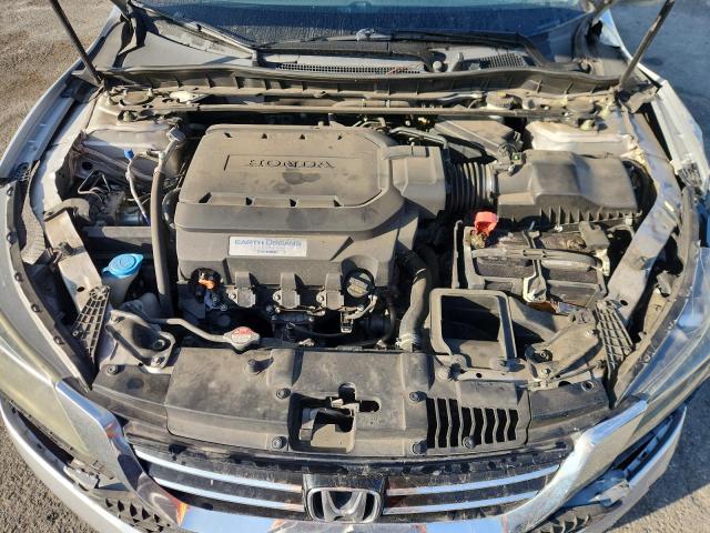 1HGCR3F87FA028982 - 2015 HONDA ACCORD EXL SILVER photo 11