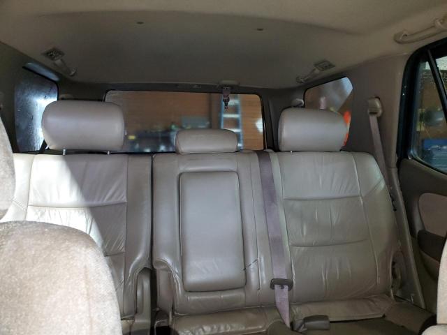 5TDBT44A52S068949 - 2002 TOYOTA SEQUOIA SR5 GOLD photo 10