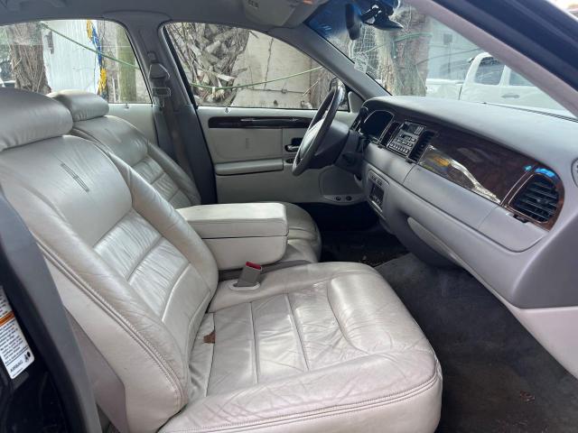 1LNHM81WXXY659011 - 1999 LINCOLN TOWN CAR EXECUTIVE BLACK photo 5
