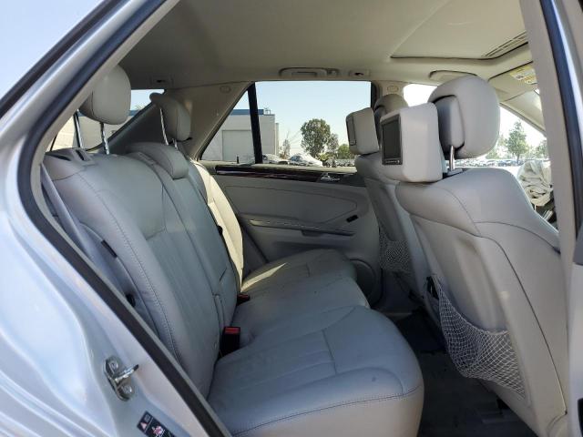 4JGBB86E18A341932 - 2008 MERCEDES-BENZ ML 350 فضي صورة 10