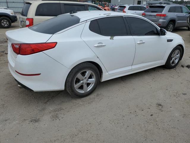 5XXGM4A72FG355085 - 2015 KIA OPTIMA LX WHITE photo 3