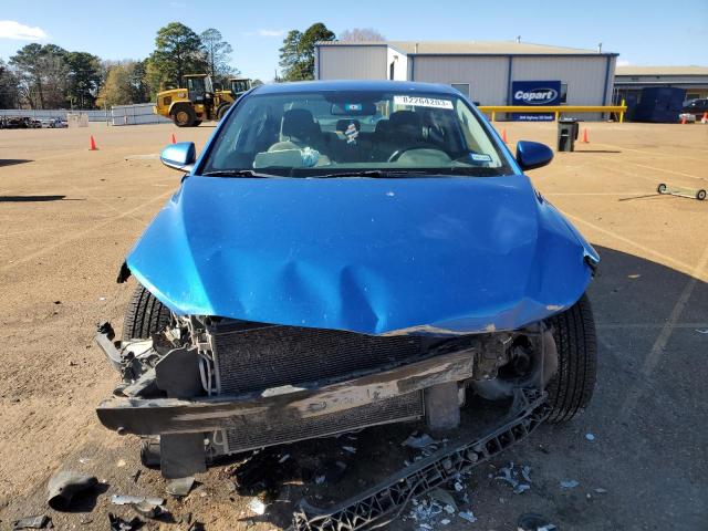 KMHD84LF8JU665624 - 2018 HYUNDAI ELANTRA SEL BLUE photo 5