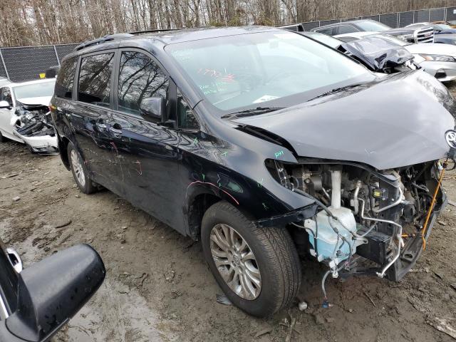 5TDYK3DC4GS751659 - 2016 TOYOTA SIENNA XLE BLACK photo 4