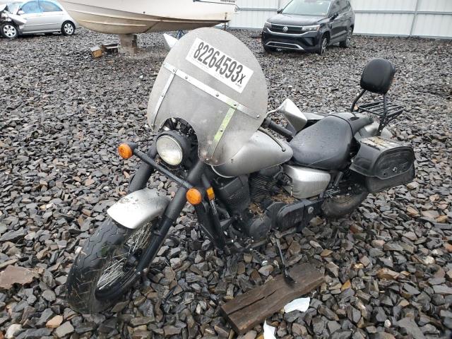 JH2RC5379FK500389 - 2015 HONDA VT750 C2B SILVER photo 2