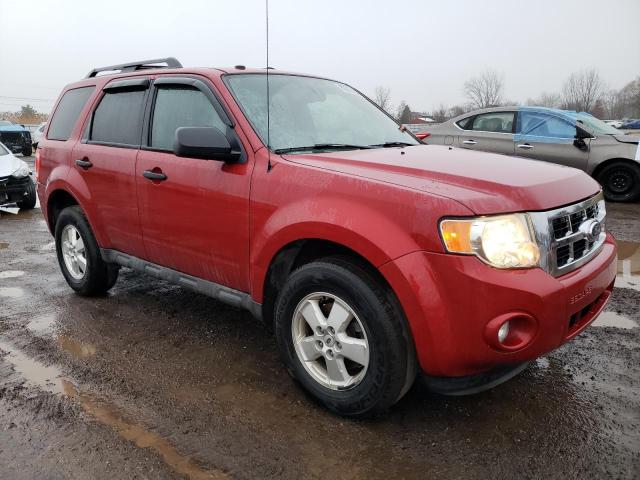 1FMCU0D75AKC16114 - 2010 FORD ESCAPE XLT RED photo 4