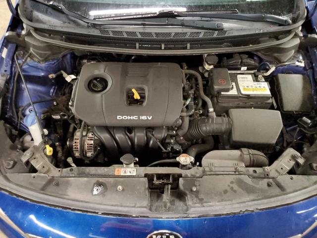 3KPFK4A72HE133093 - 2017 KIA FORTE LX BLUE photo 11