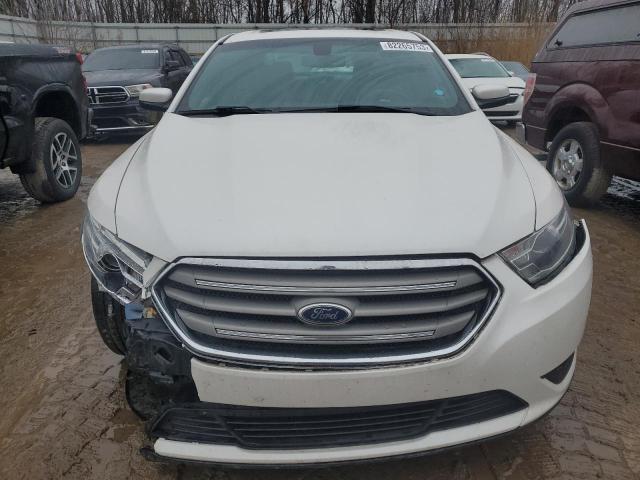 1FAHP2H83FG207136 - 2015 FORD TAURUS SEL WHITE photo 5