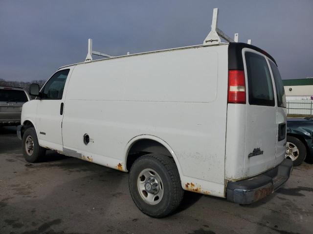 1GCHG35VX51265885 - 2005 CHEVROLET EXPRESS G3 WHITE photo 2