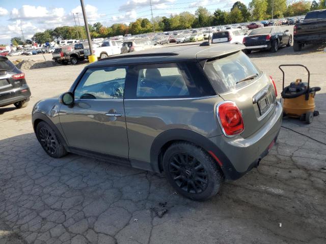 WMWXP5C54K2H29706 - 2019 MINI COOPER GREEN photo 2