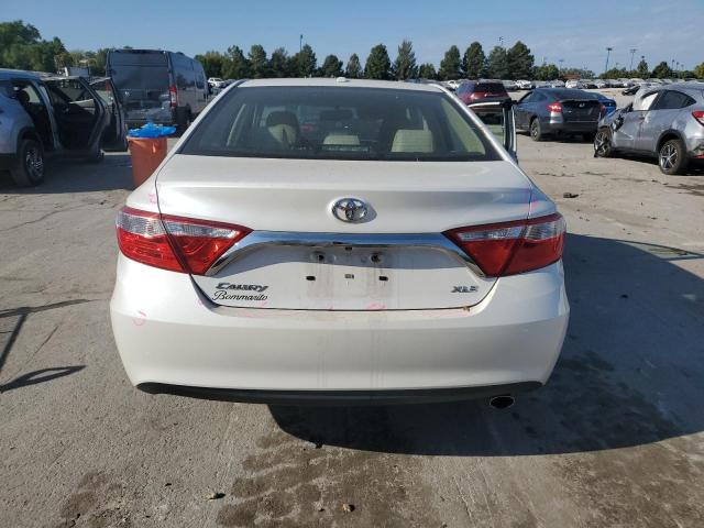4T1BF1FK9HU645882 - 2017 TOYOTA CAMRY LE 白色 照片 6
