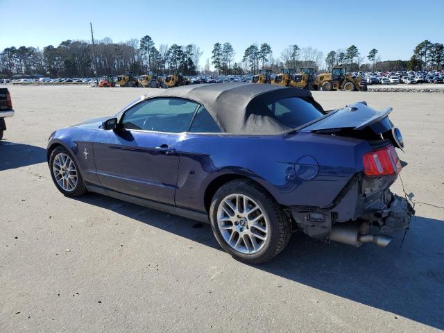 1ZVBP8EM7C5240150 - 2012 FORD MUSTANG BLUE photo 2