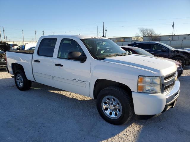 3GCPCREA8BG367335 - 2011 CHEVROLET SILVRDO LT C1500  LS WHITE photo 4