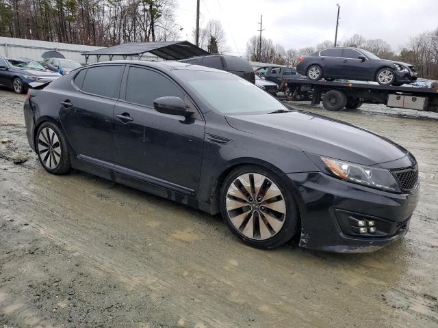 5XXGR4A68CG001382 - 2012 KIA OPTIMA SX BLACK photo 4