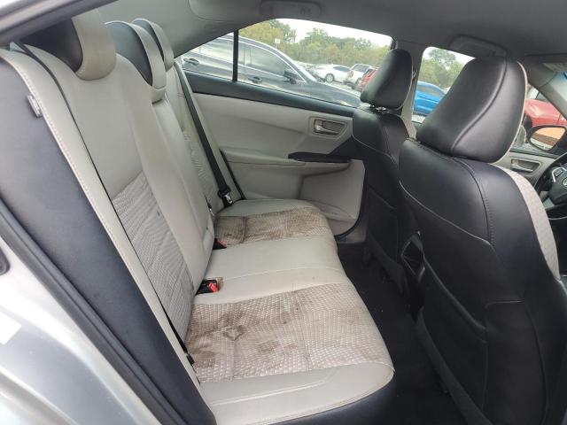 4T1BF1FKXFU923265 - 2015 TOYOTA CAMRY LE ვერცხლისფერი ფოტო 10