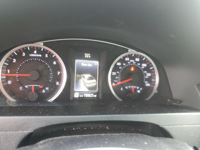 4T1BF1FKXFU923265 - 2015 TOYOTA CAMRY LE ვერცხლისფერი ფოტო 9