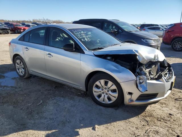 1G1PA5SH7E7474563 - 2014 CHEVROLET CRUZE LS SILVER photo 4