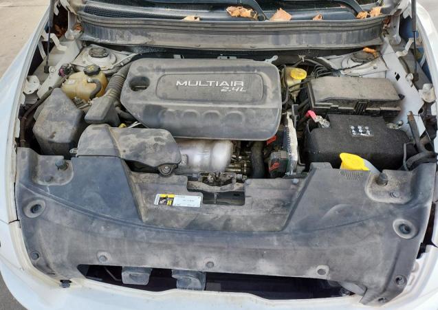 1C4PJLCB8FW617310 - 2015 JEEP CHEROKEE LATITUDE 白色 照片 11