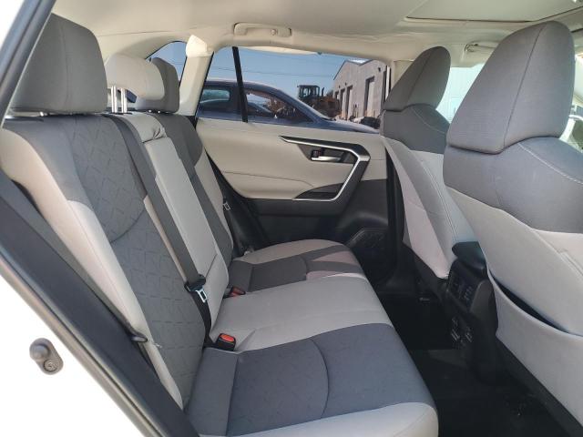 2T3W1RFV5NC211195 - 2022 TOYOTA RAV4 XLE 白色 照片 10