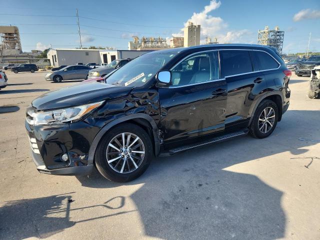2018 TOYOTA HIGHLANDER SE, 