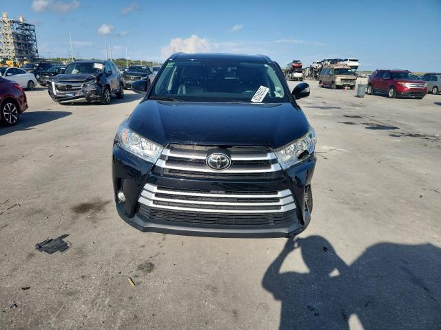 5TDKZRFH6JS541553 - 2018 TOYOTA HIGHLANDER SE 黑色 照片 5