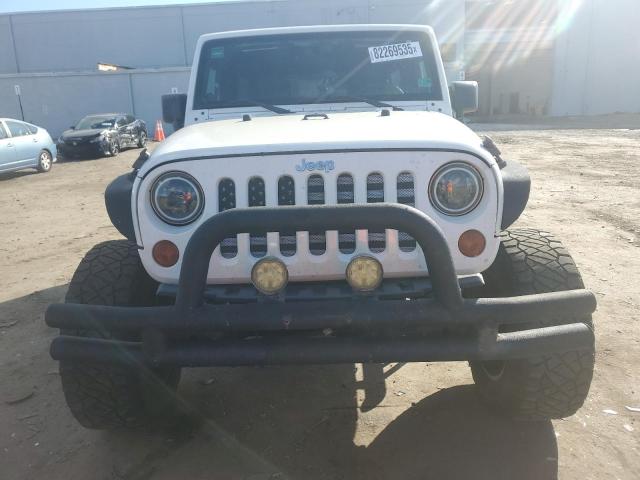 1J4BA3H13AL174319 - 2010 JEEP WRANGLER U SPORT WHITE photo 5