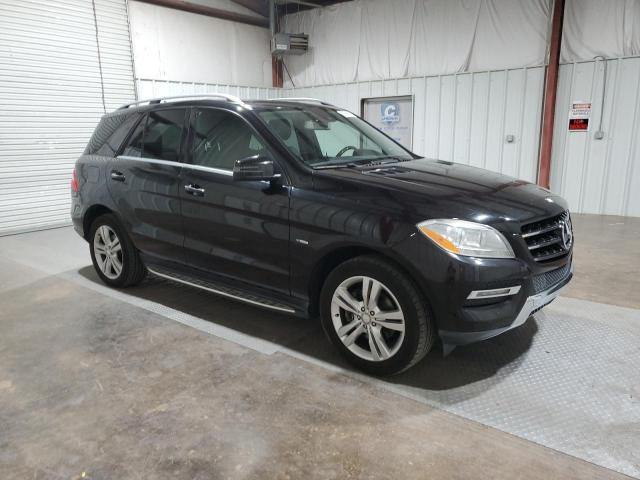 4JGDA5HB1CA023735 - 2012 MERCEDES-BENZ ML 350 4MATIC BLACK photo 4