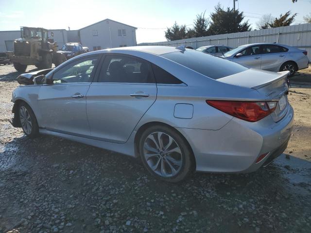 5NPEC4AC0EH849732 - 2014 HYUNDAI SONATA SE SILVER photo 2