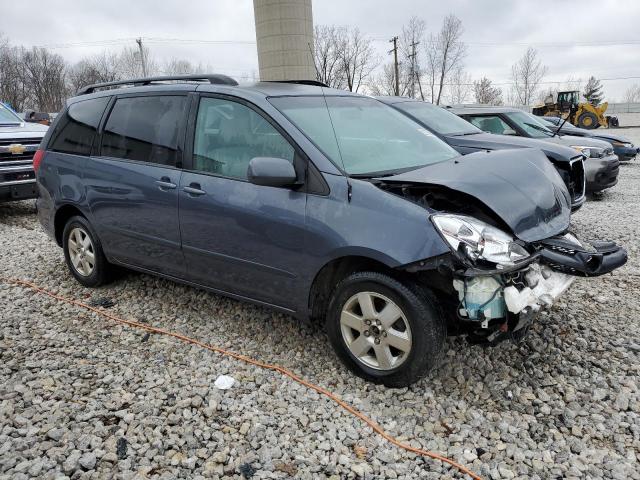 5TDZK22C78S117846 - 2008 TOYOTA SIENNA XLE BLUE photo 4