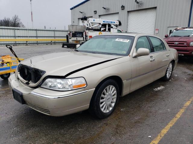 1LNHM82W45Y670694 - 2005 LINCOLN TOWN CAR SIGNATURE LIMITED SILVER photo 1