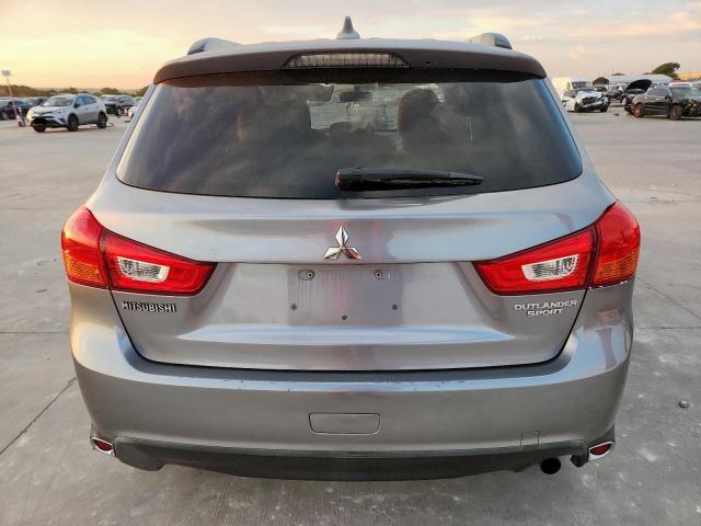 JA4AP3AU3HZ026578 - 2017 MITSUBISHI OUTLANDER ES ნაცრისფერი ფოტო 6