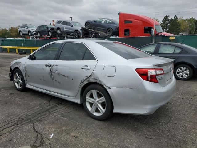 4T1BF1FK7DU698722 - 2013 TOYOTA CAMRY L SILVER photo 2