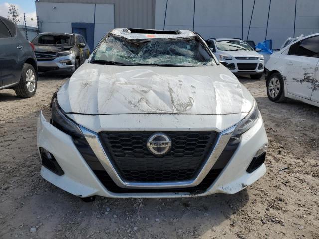 1N4BL4DV5NN376044 - 2022 NISSAN ALTIMA SV WHITE photo 5