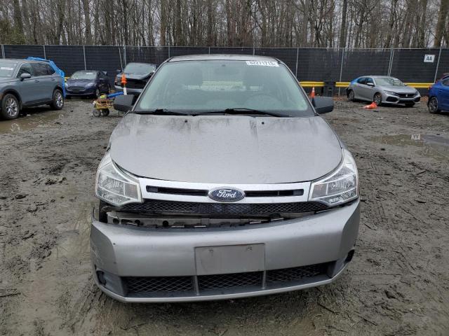 1FAHP35N38W198186 - 2008 FORD FOCUS SE GRAY photo 5