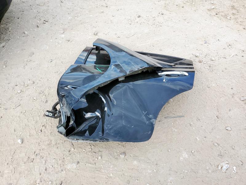 3N1CN7AP7KL835380 - 2019 NISSAN VERSA S BLACK photo 12